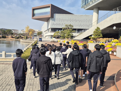KAIST 탐방 멘토링 현장사진 1